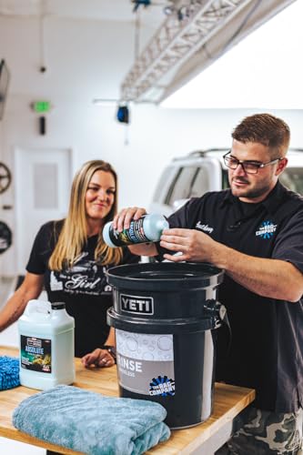 P&S Professional Detail Products Absolute Rinseless Wash – Premium Soap Alternative, Emulsifies Dirt, Softens Water, Safe on Paint, Coatings, Wraps, PPF & Interior Surfaces - 1 Quart - view 3