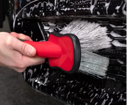 Car Wash Brush, Wheel and Fender Brush, Short Handle Tire Cleaner for Car Detailing, 10 Inch, Red/Black - view 4